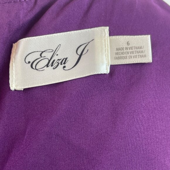 Eliza J Purple Floral Ruffle Hem Long Sleeve Dress With Back Zip Closure Size 6 - Picture 7 of 9